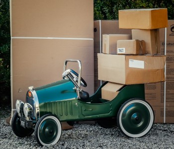 Мы доставляем Вашу посылку по указанному адресу