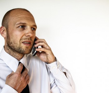 Наш менеджер связывается с Вами для подтверждения заказа